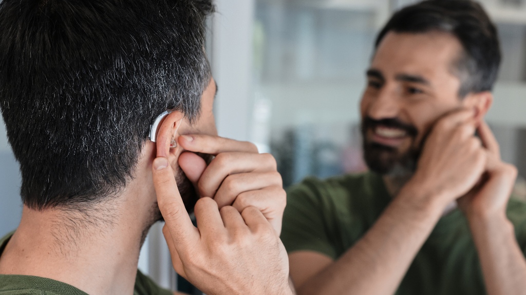 veteran with a hearing aid